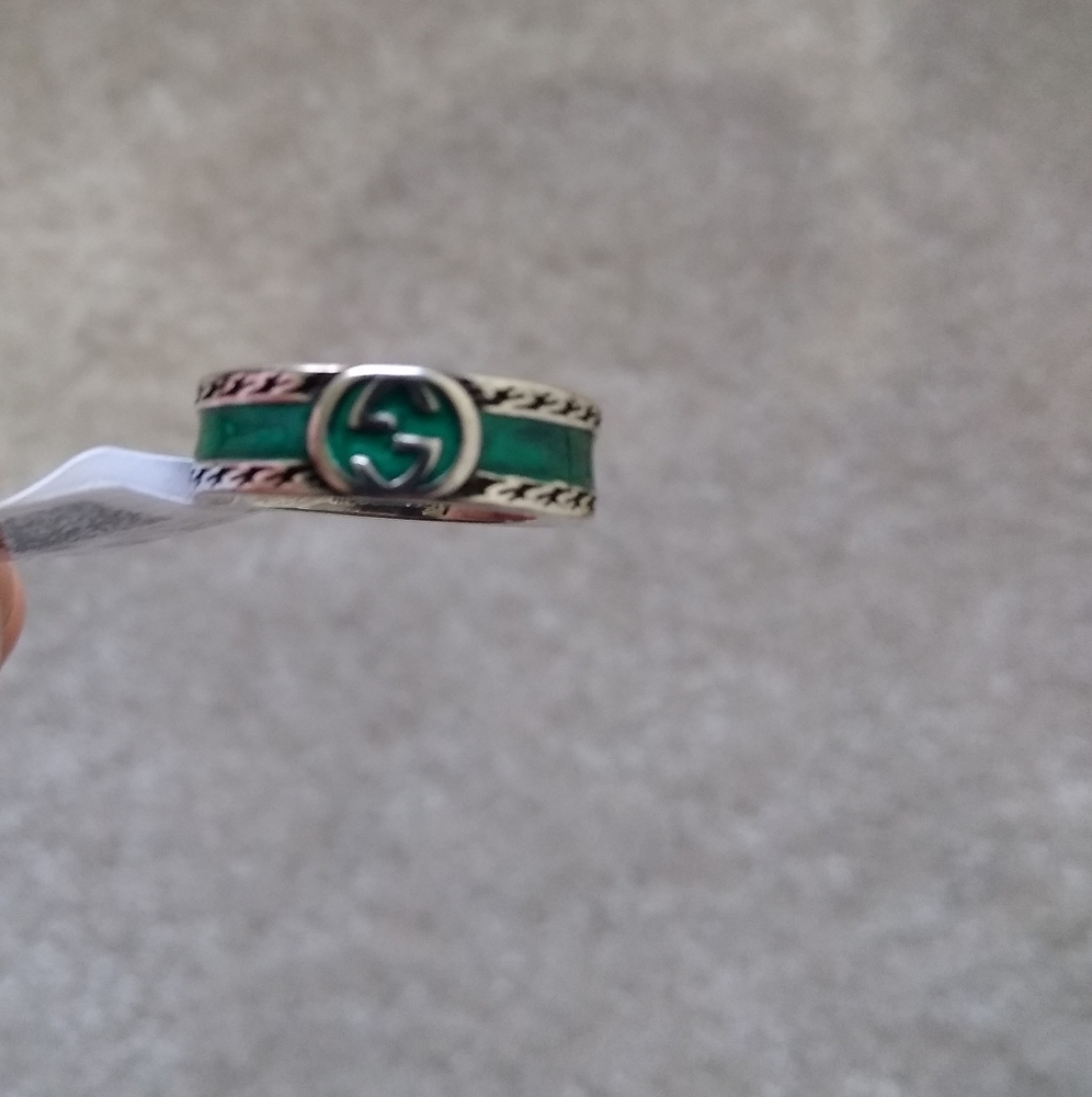 Gucci size 7 ring